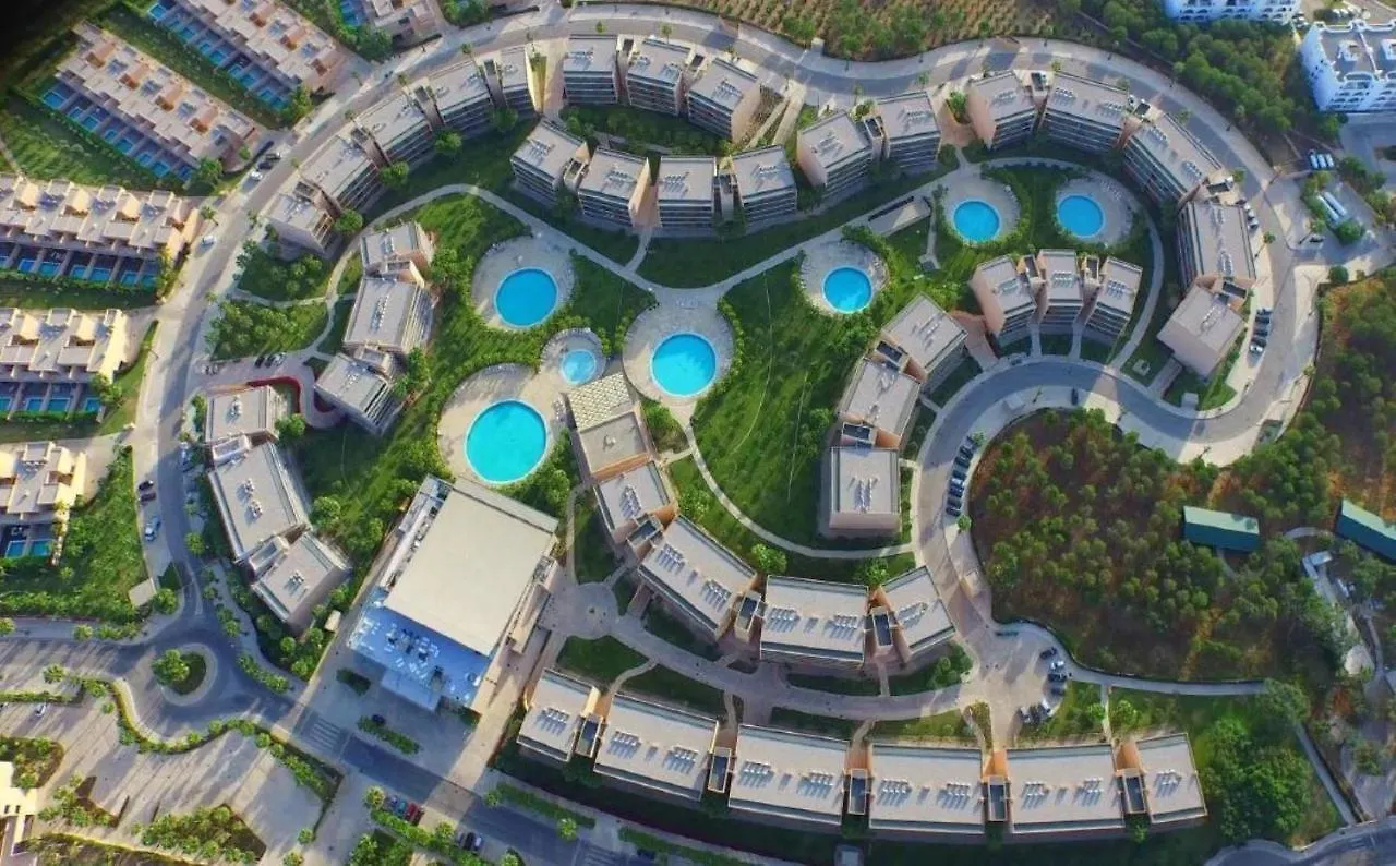 אלבופיירה Apartamento Salgados Beach 0*,  פורטוגל