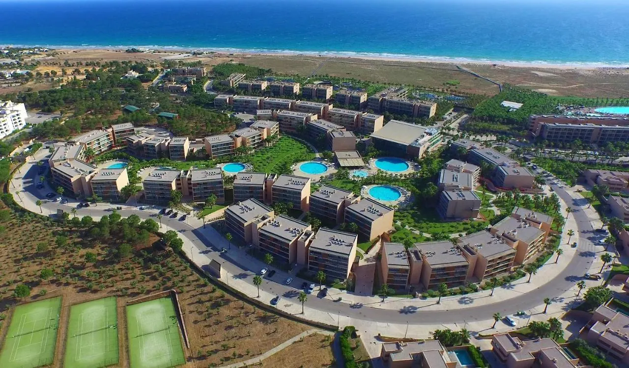 אלבופיירה Apartamento Salgados Beach דירה