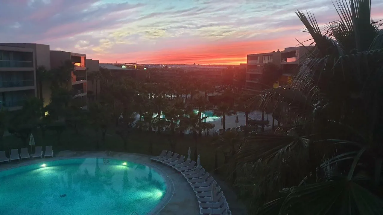אלבופיירה Apartamento Salgados Beach